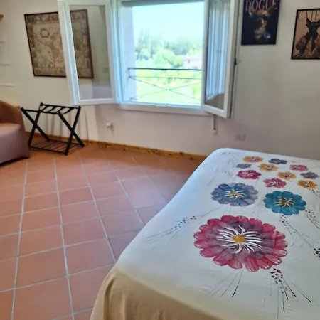 Chez Martin Bologna Bed and Breakfast Καστενάζο